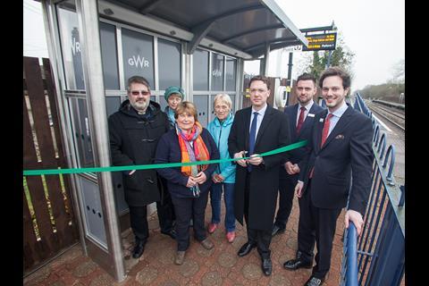 A waiting shelter has been opened at Tackley station.